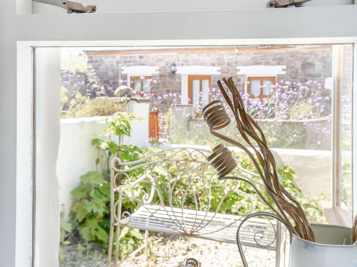 Sea Pickle Cottage ฮาเวอร์ฟอร์ดเวสต์ ภายนอก รูปภาพ